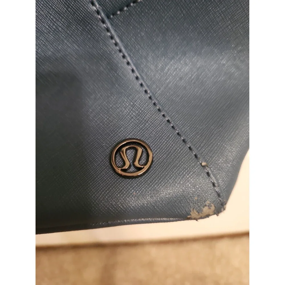 Lululemon All Day Dark Blue Large Tote Bag w/ Extra Cosmetic Pouches